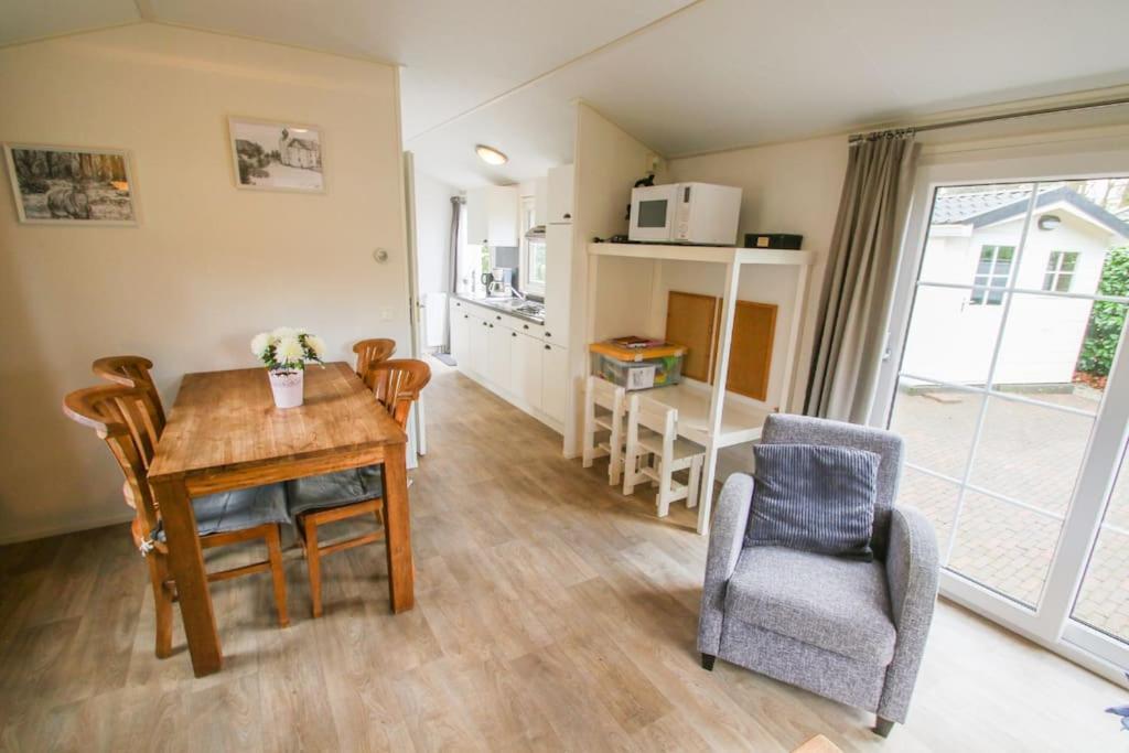 Luxe Vrijstaande Chalet Epe Buitenkant foto