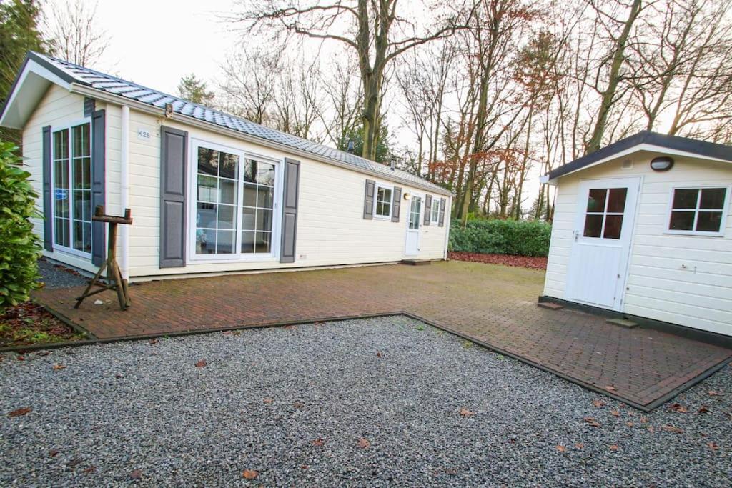 Luxe Vrijstaande Chalet Epe Buitenkant foto